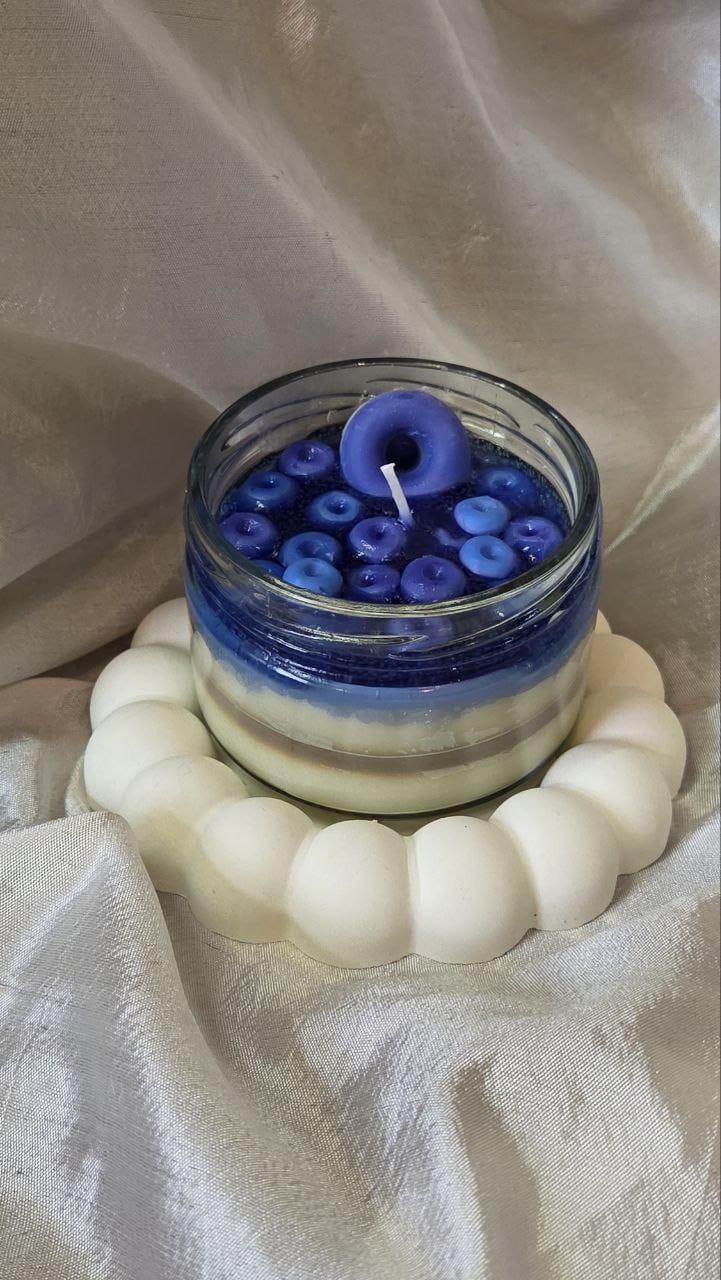Blueberry cheesecake candle