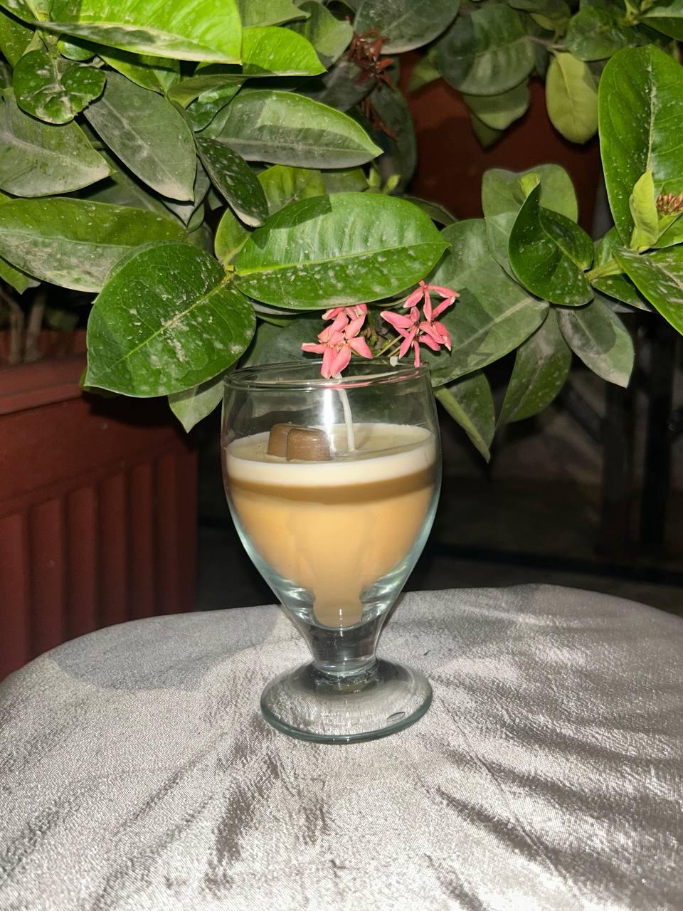 Mocha mousse candle